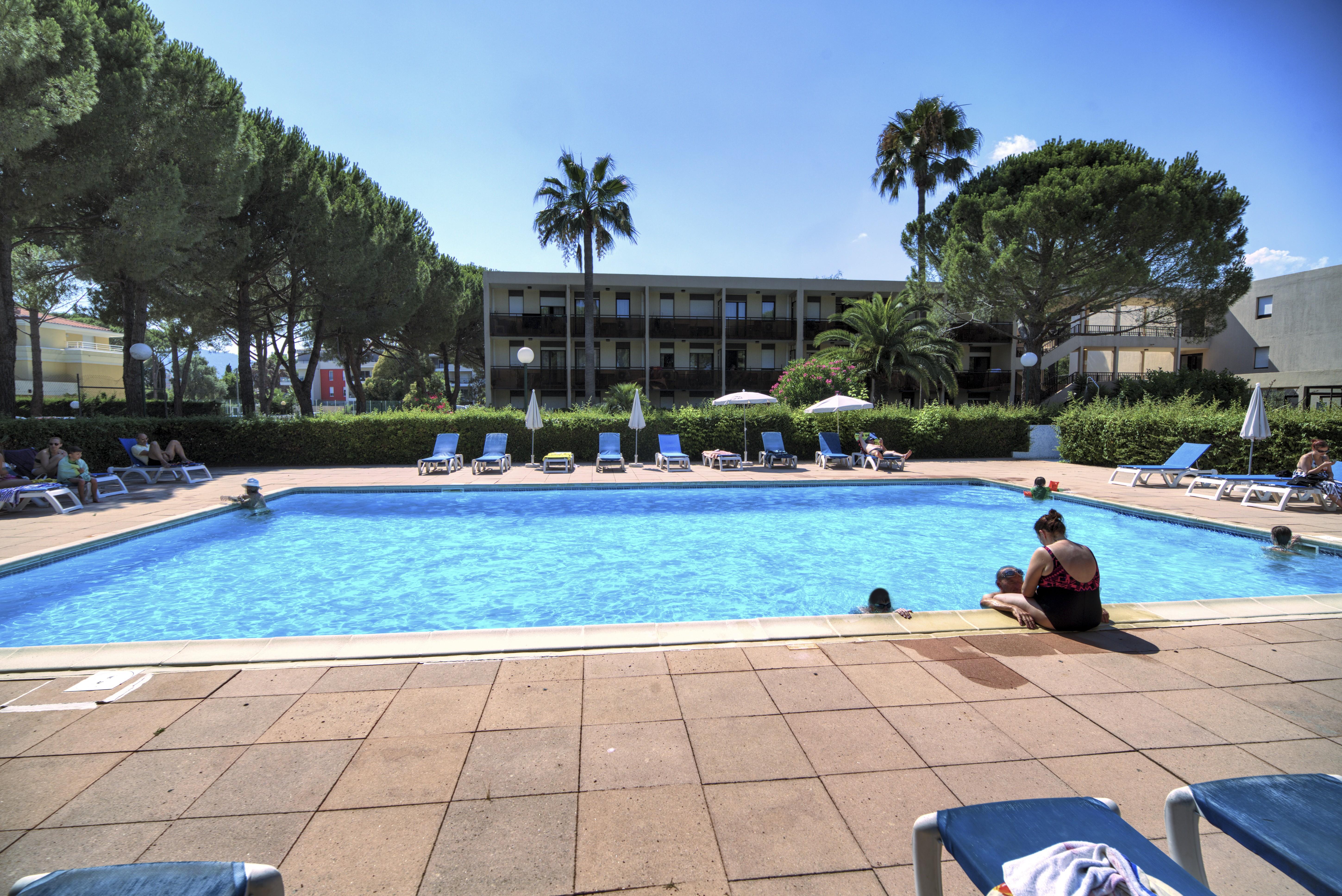 Residence Pierre & Vacances Les Jardins Ombrages Mandelieu La Napoule Luaran gambar