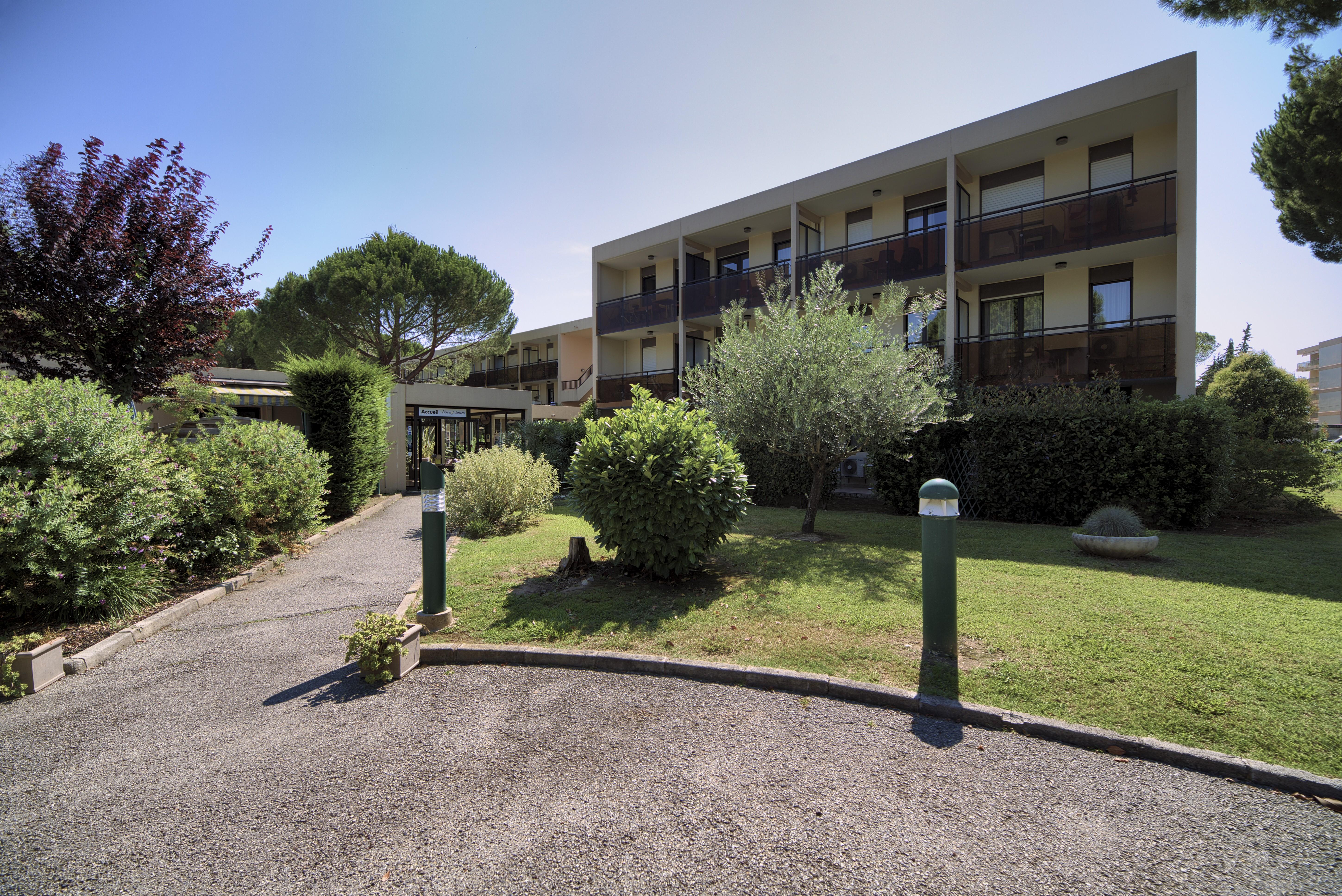 Residence Pierre & Vacances Les Jardins Ombrages Mandelieu La Napoule Luaran gambar