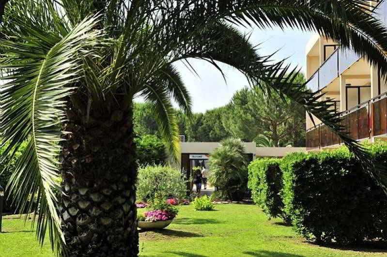 Residence Pierre & Vacances Les Jardins Ombrages Mandelieu La Napoule Luaran gambar