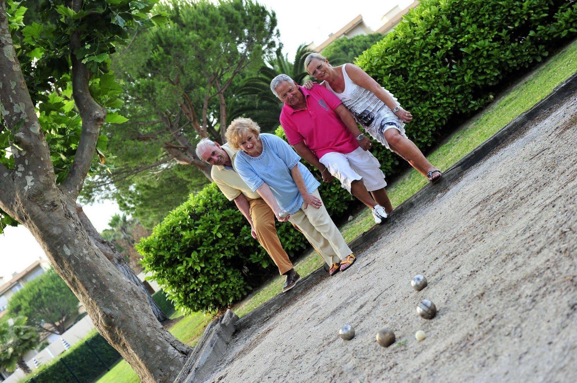 Residence Pierre & Vacances Les Jardins Ombrages Mandelieu La Napoule Luaran gambar